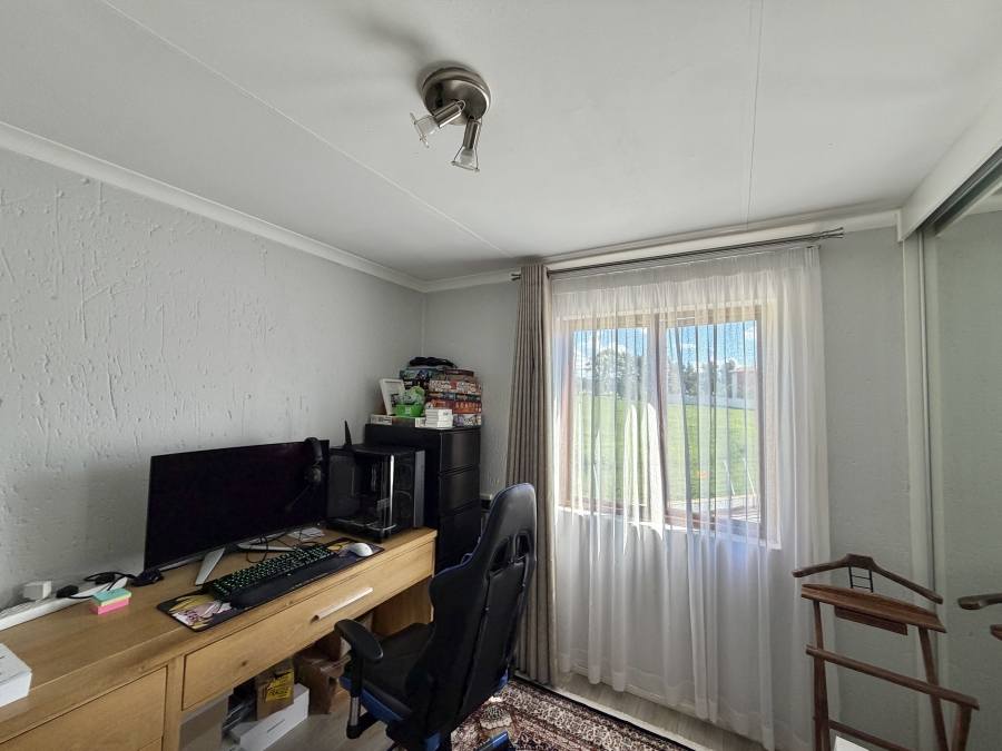 3 Bedroom Property for Sale in Barbeque Downs Gauteng