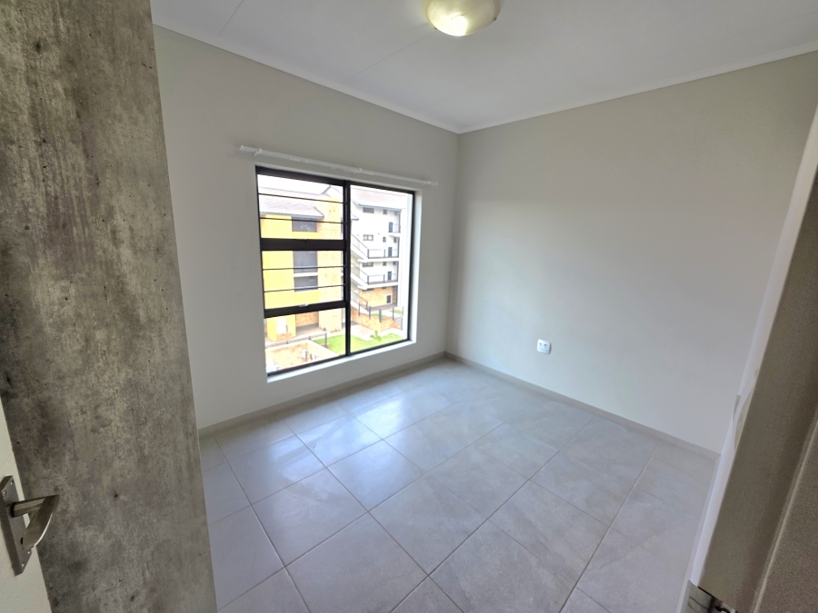 2 Bedroom Property for Sale in Amberfield Gauteng