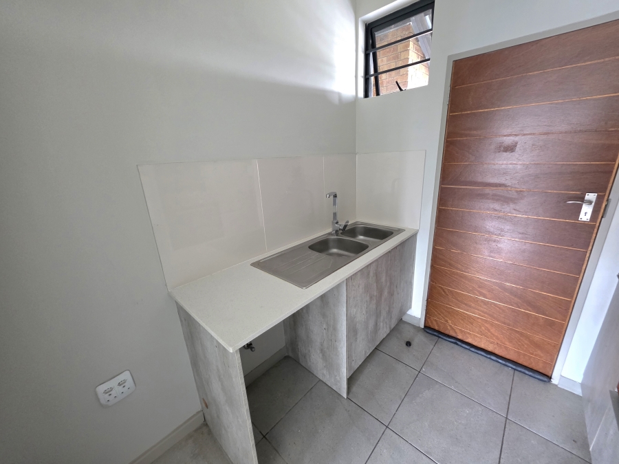 2 Bedroom Property for Sale in Amberfield Gauteng