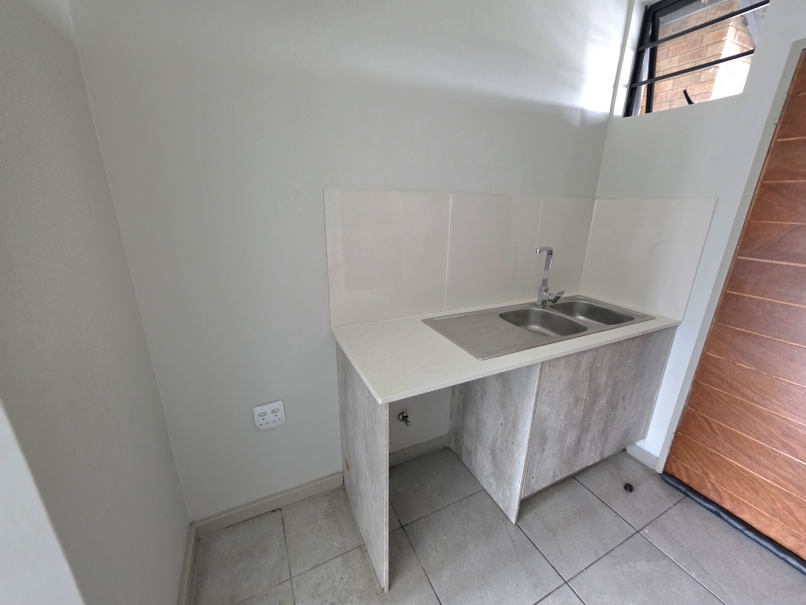 2 Bedroom Property for Sale in Amberfield Gauteng