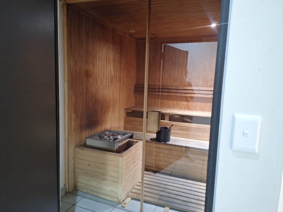 2 Bedroom Property for Sale in Broadacres Gauteng