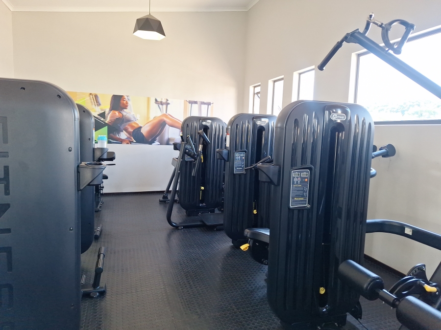 2 Bedroom Property for Sale in Broadacres Gauteng