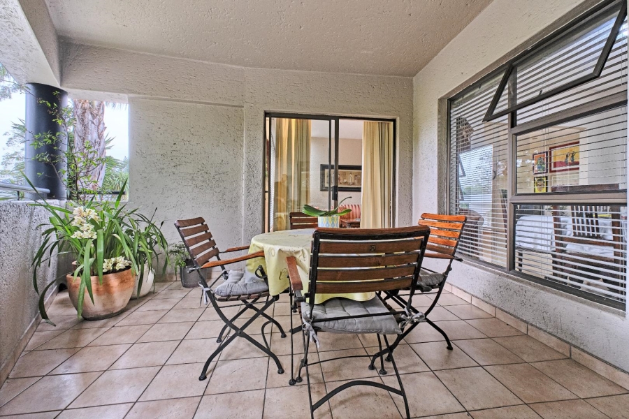 2 Bedroom Property for Sale in Benmore Gardens Gauteng