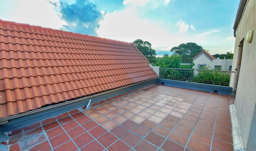 To Let 2 Bedroom Property for Rent in Halfway Gardens Gauteng