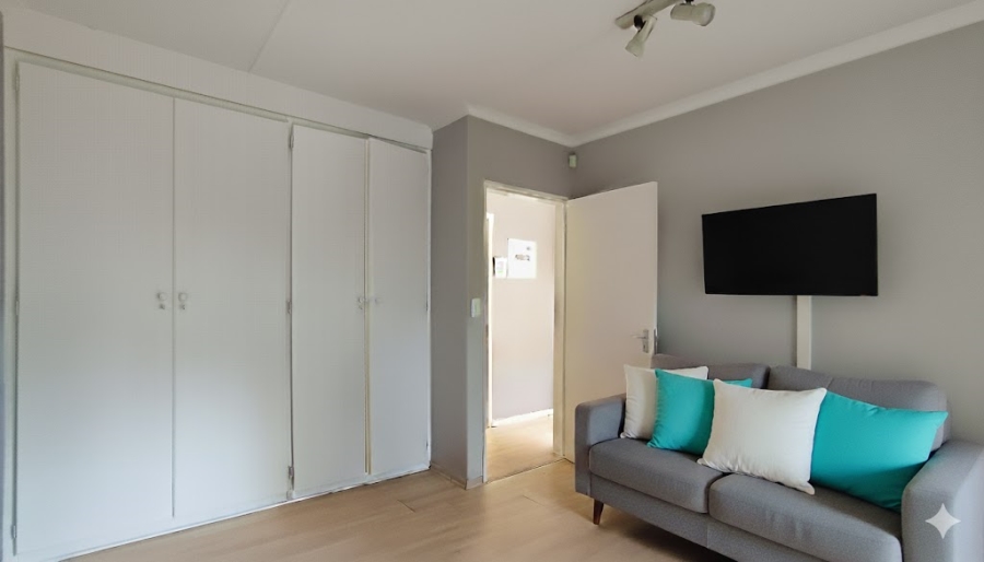 2 Bedroom Property for Sale in North Riding Gauteng