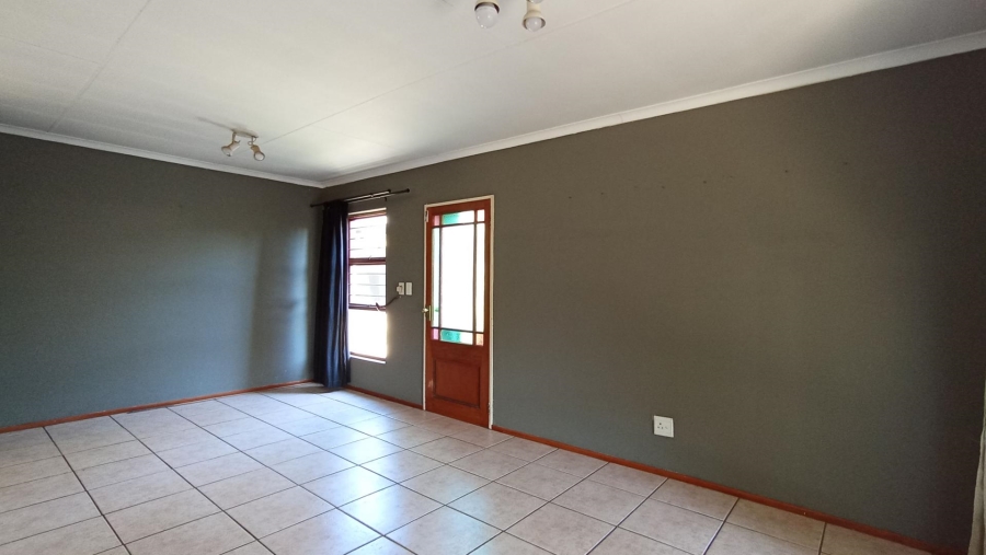 2 Bedroom Property for Sale in North Riding Gauteng