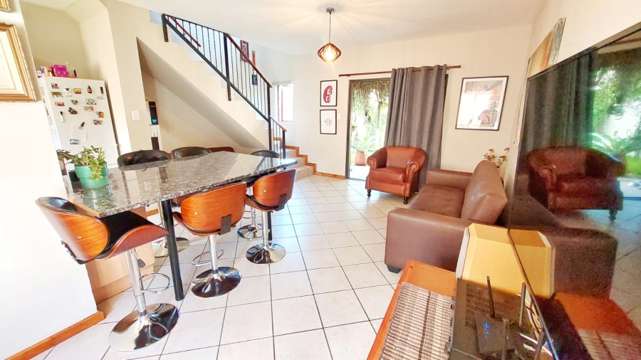 2 Bedroom Property for Sale in Noordwyk Gauteng