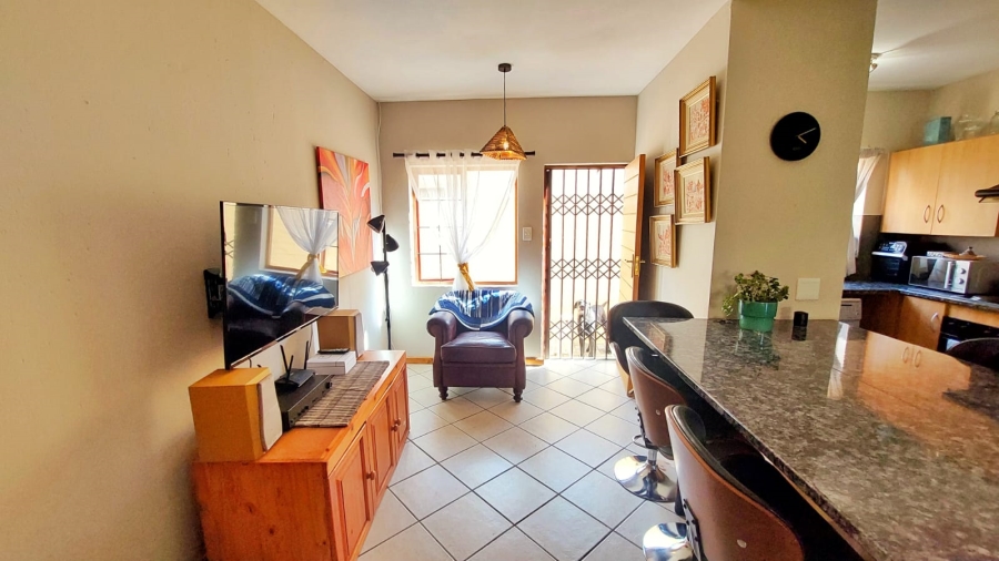 2 Bedroom Property for Sale in Noordwyk Gauteng