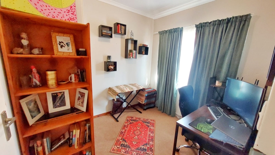 2 Bedroom Property for Sale in Noordwyk Gauteng