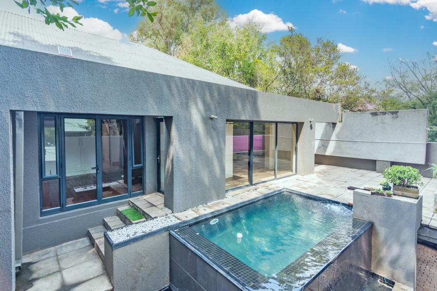 2 Bedroom Property for Sale in Melville Gauteng