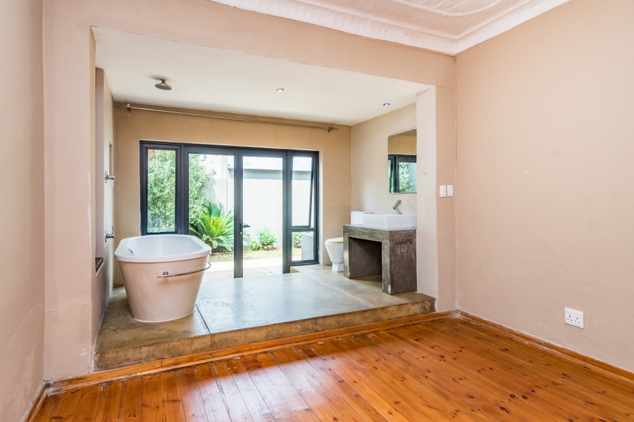 2 Bedroom Property for Sale in Melville Gauteng