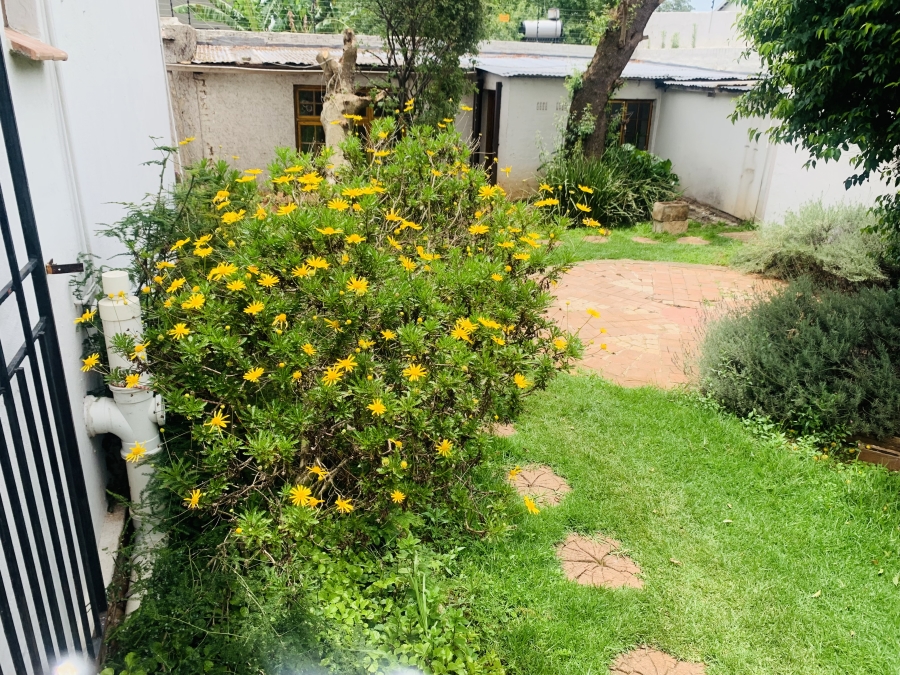 To Let 4 Bedroom Property for Rent in Kensington Gauteng