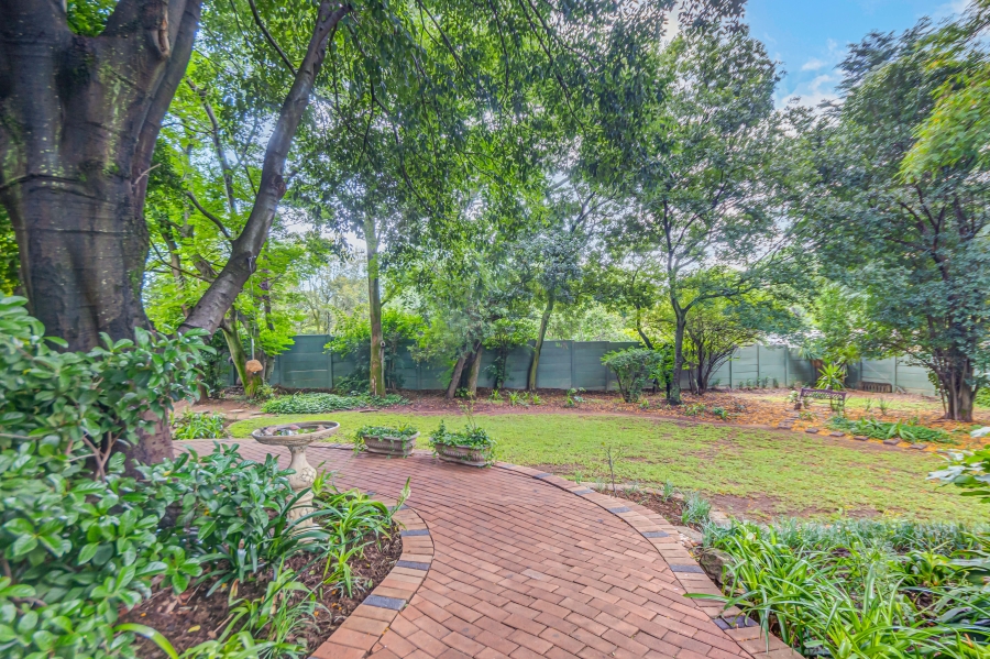 3 Bedroom Property for Sale in Bryanston Gauteng