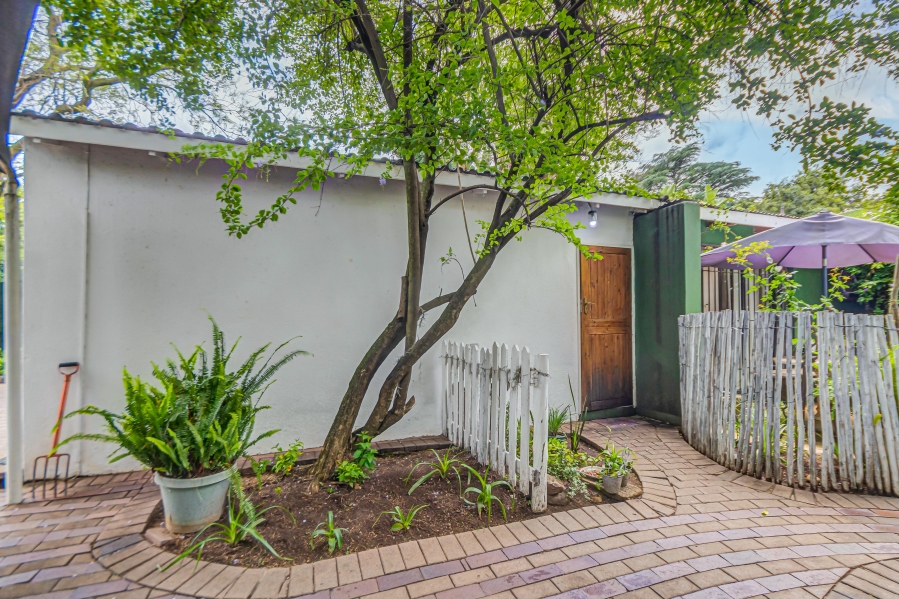 3 Bedroom Property for Sale in Bryanston Gauteng