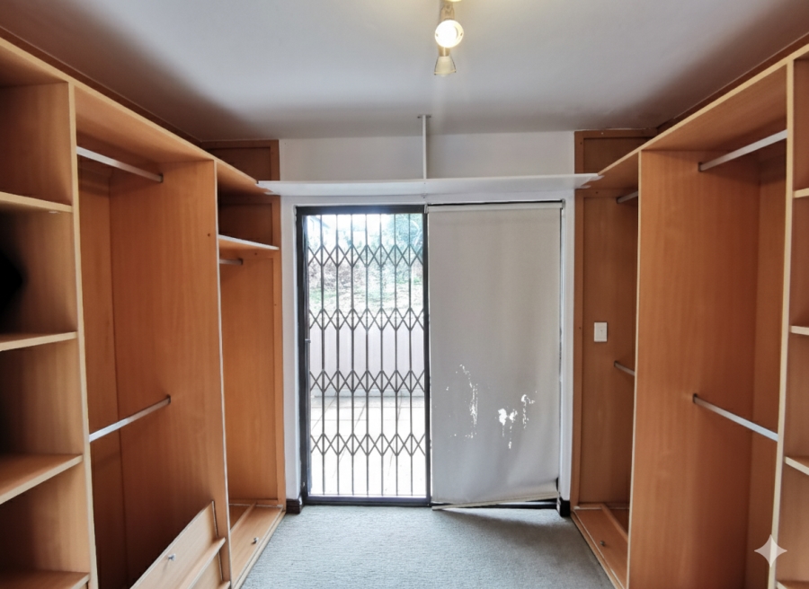 3 Bedroom Property for Sale in Bassonia Rock Gauteng