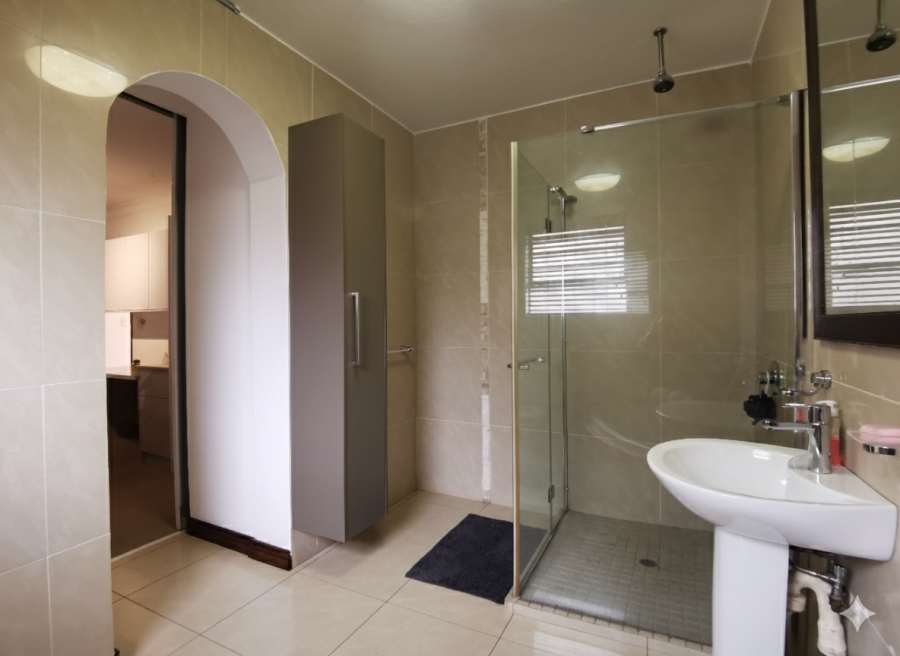 3 Bedroom Property for Sale in Bassonia Rock Gauteng