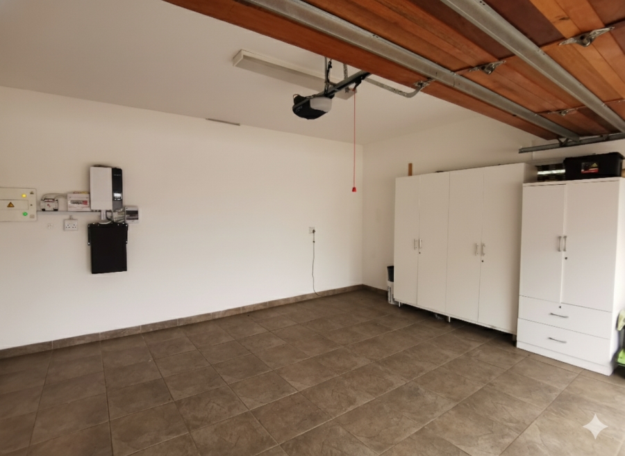 3 Bedroom Property for Sale in Bassonia Rock Gauteng