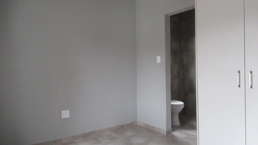 1 Bedroom Property for Sale in Groblerpark Gauteng