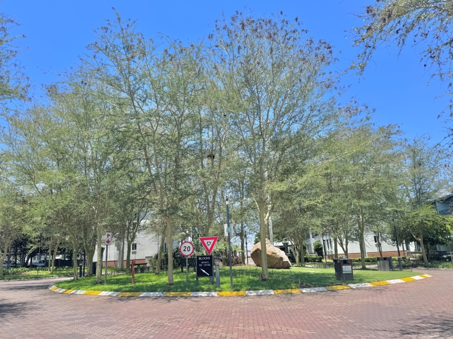 1 Bedroom Property for Sale in Chartwell Gauteng