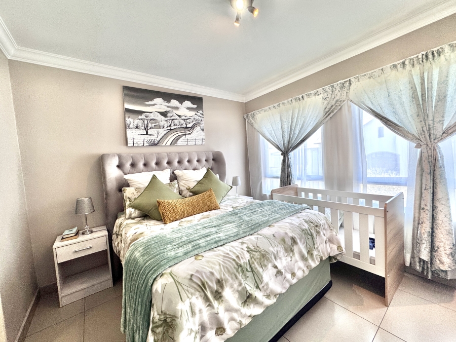1 Bedroom Property for Sale in Chartwell Gauteng