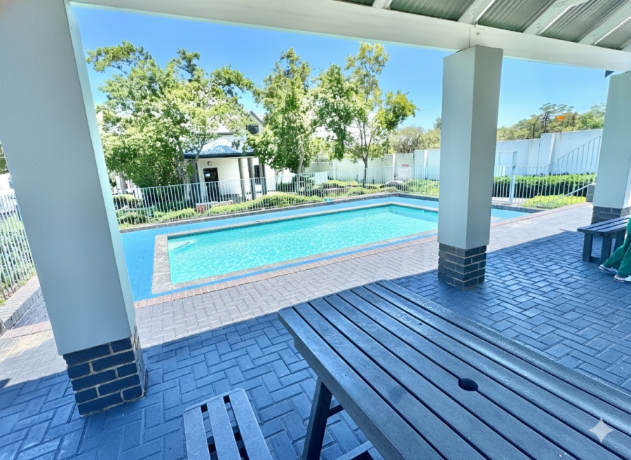 1 Bedroom Property for Sale in Chartwell Gauteng