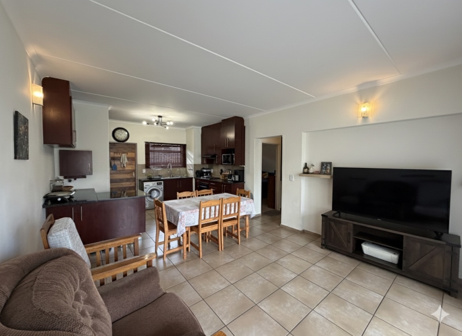 2 Bedroom Property for Sale in Barbeque Downs Gauteng