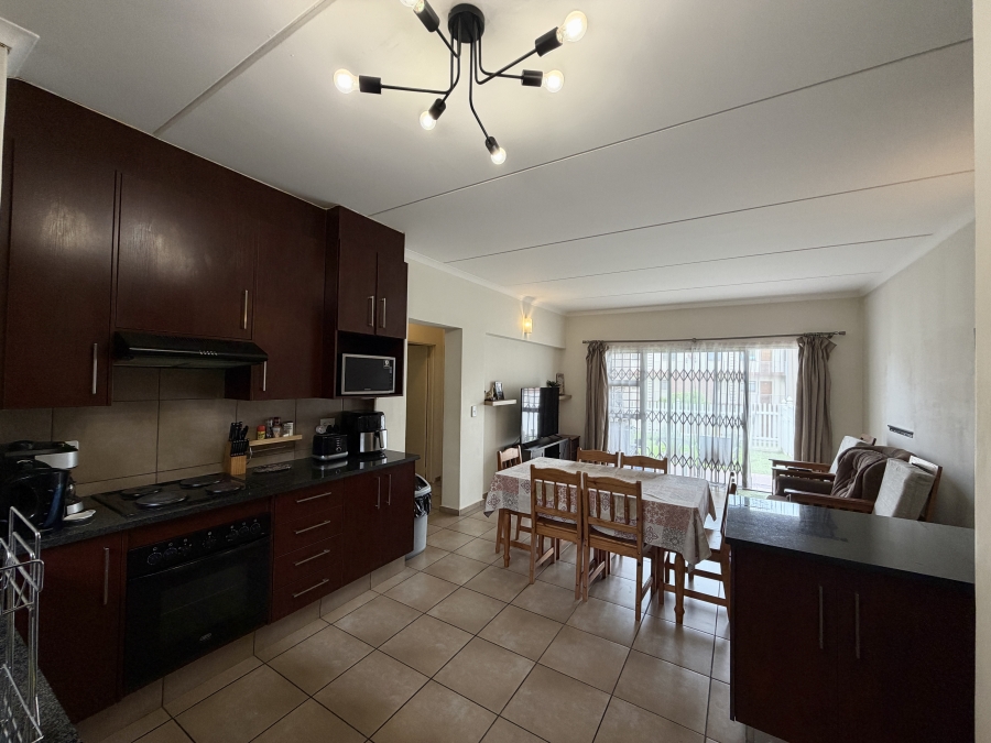 2 Bedroom Property for Sale in Barbeque Downs Gauteng