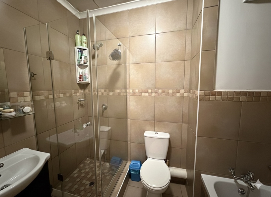 2 Bedroom Property for Sale in Barbeque Downs Gauteng