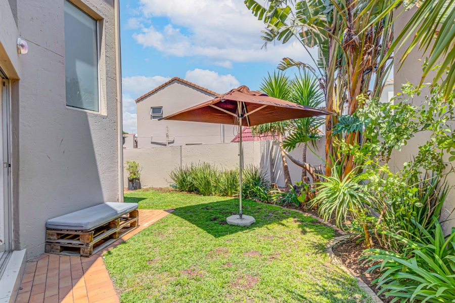 2 Bedroom Property for Sale in Sunninghill Gauteng