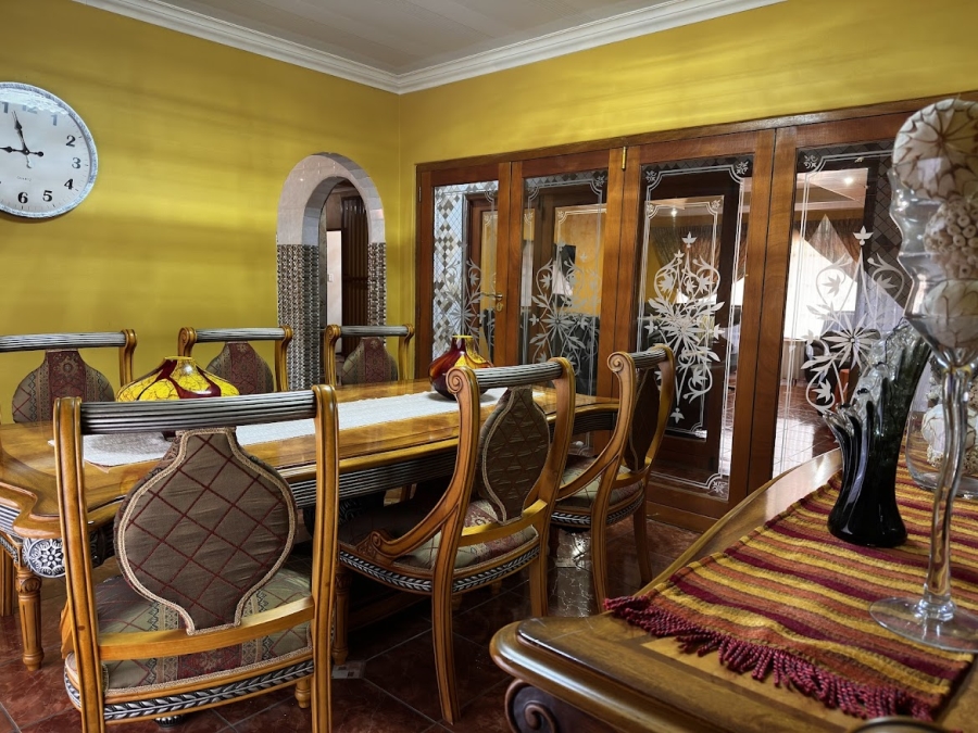 5 Bedroom Property for Sale in Ninapark Gauteng