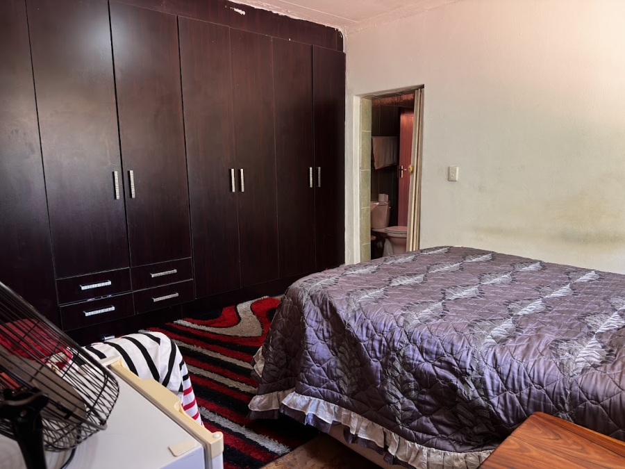 5 Bedroom Property for Sale in Ninapark Gauteng