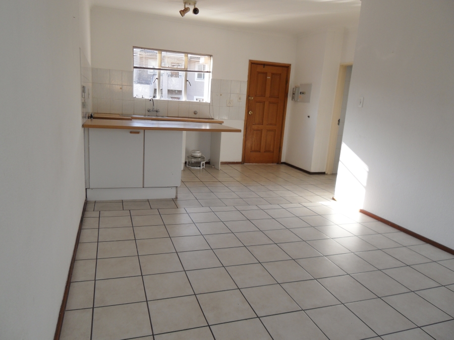 To Let 1 Bedroom Property for Rent in Rembrandt Park Gauteng