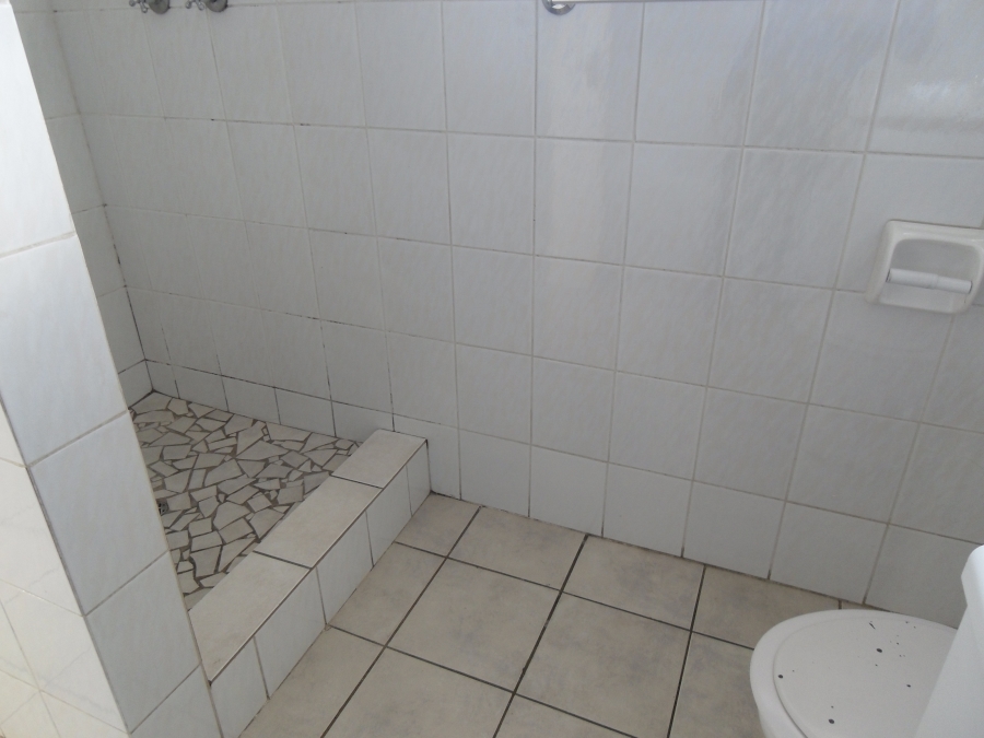 To Let 1 Bedroom Property for Rent in Rembrandt Park Gauteng