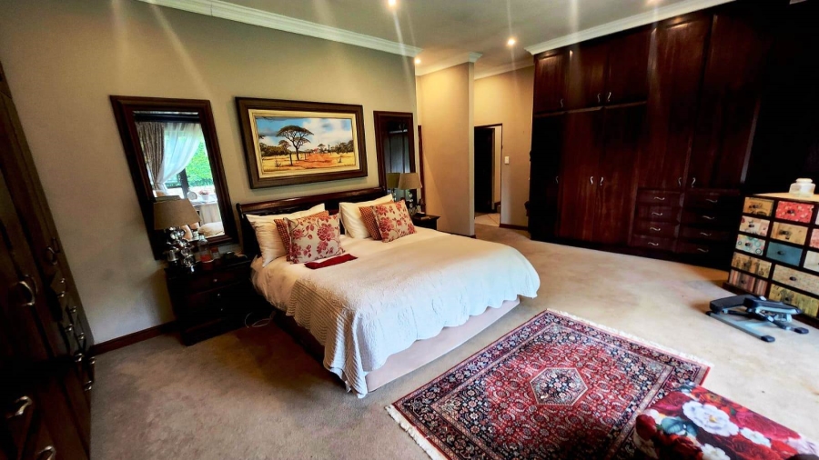 5 Bedroom Property for Sale in Eldoraigne Gauteng