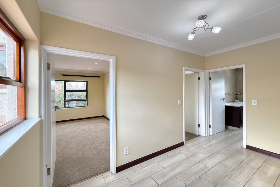 3 Bedroom Property for Sale in Bryanston Gauteng