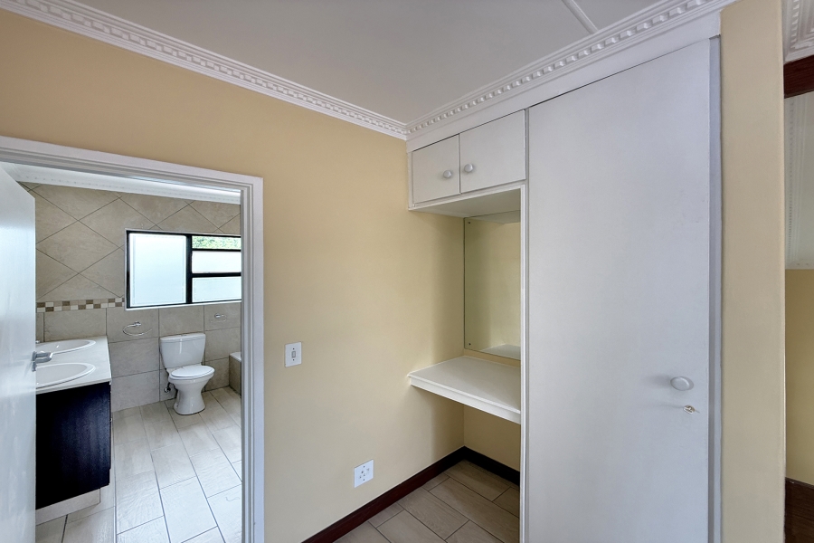 3 Bedroom Property for Sale in Bryanston Gauteng