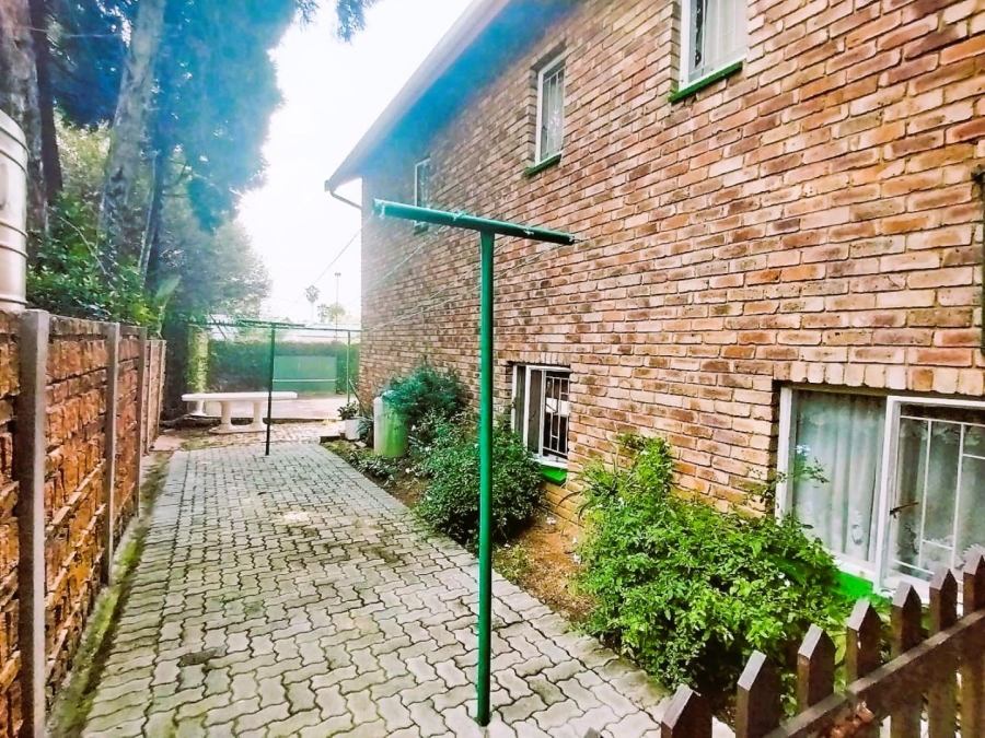 To Let 4 Bedroom Property for Rent in Paulshof Gauteng