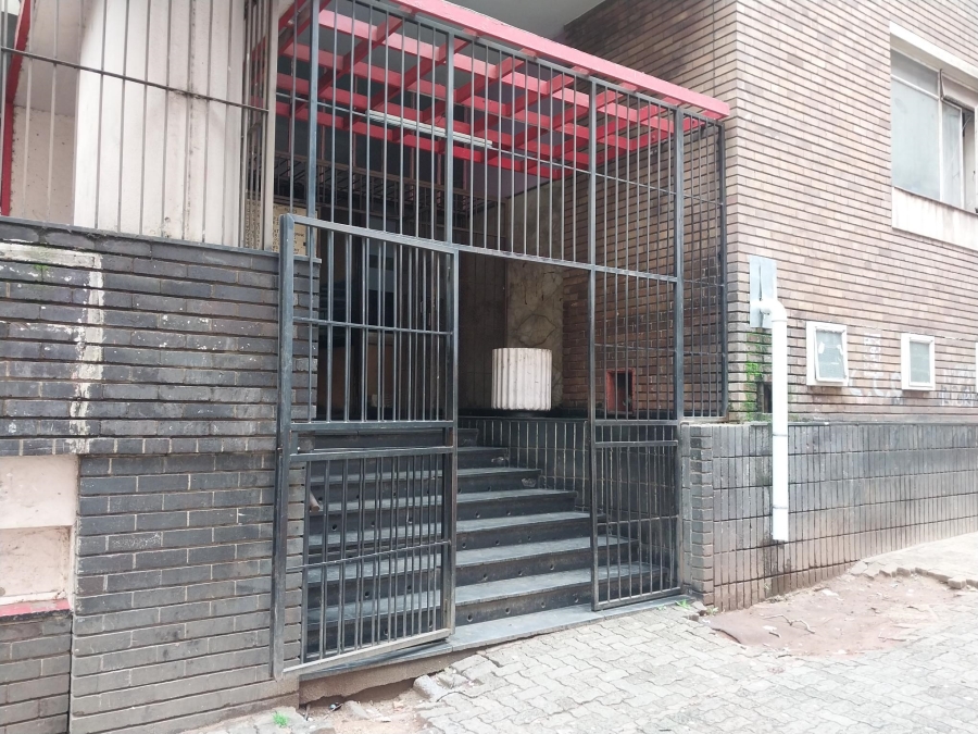 3 Bedroom Property for Sale in Hillbrow Gauteng