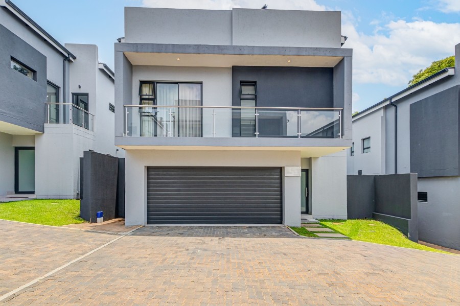 4 Bedroom Property for Sale in Bryanston Gauteng