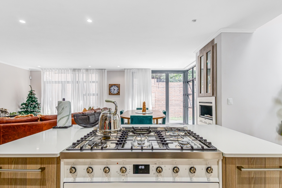 4 Bedroom Property for Sale in Bryanston Gauteng