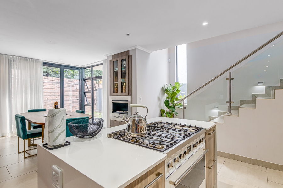 4 Bedroom Property for Sale in Bryanston Gauteng