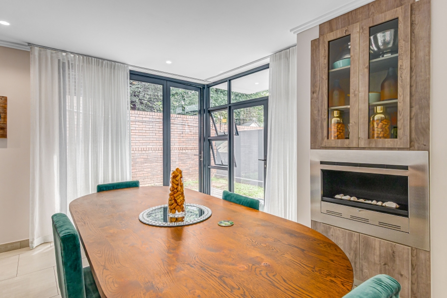 4 Bedroom Property for Sale in Bryanston Gauteng