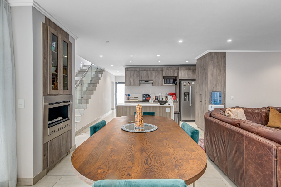 4 Bedroom Property for Sale in Bryanston Gauteng