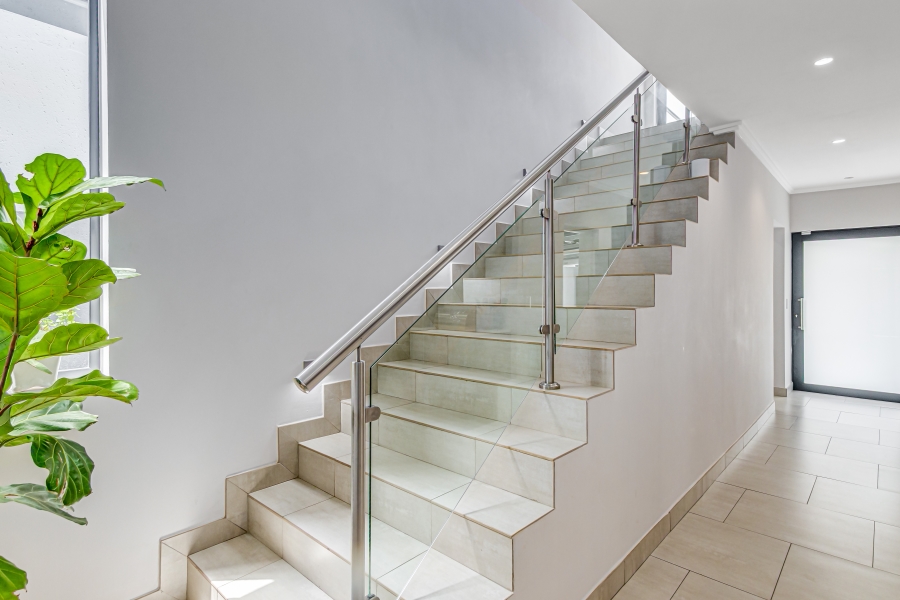 4 Bedroom Property for Sale in Bryanston Gauteng