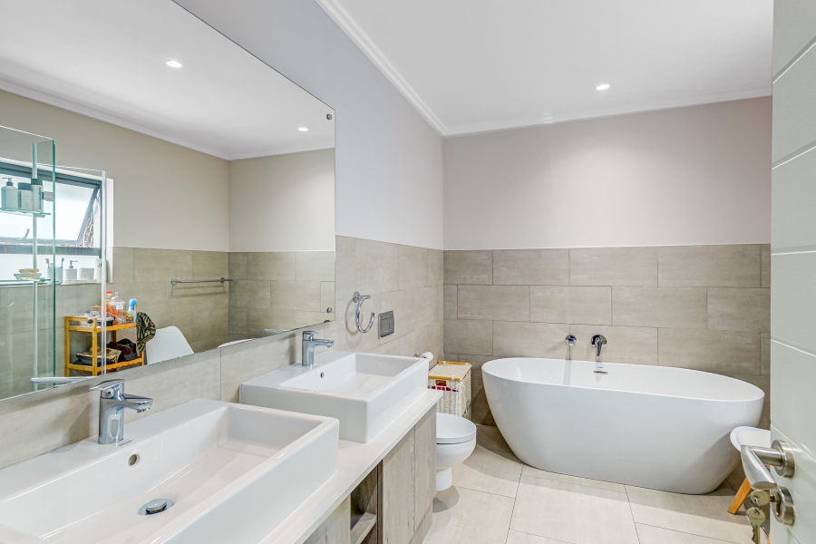 4 Bedroom Property for Sale in Bryanston Gauteng