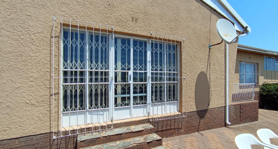 3 Bedroom Property for Sale in Florida North Gauteng
