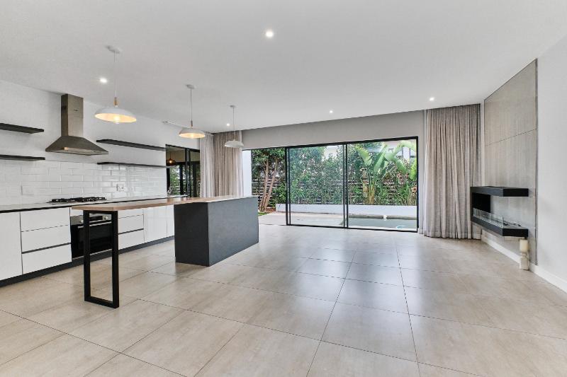 3 Bedroom Property for Sale in Amorosa Gauteng