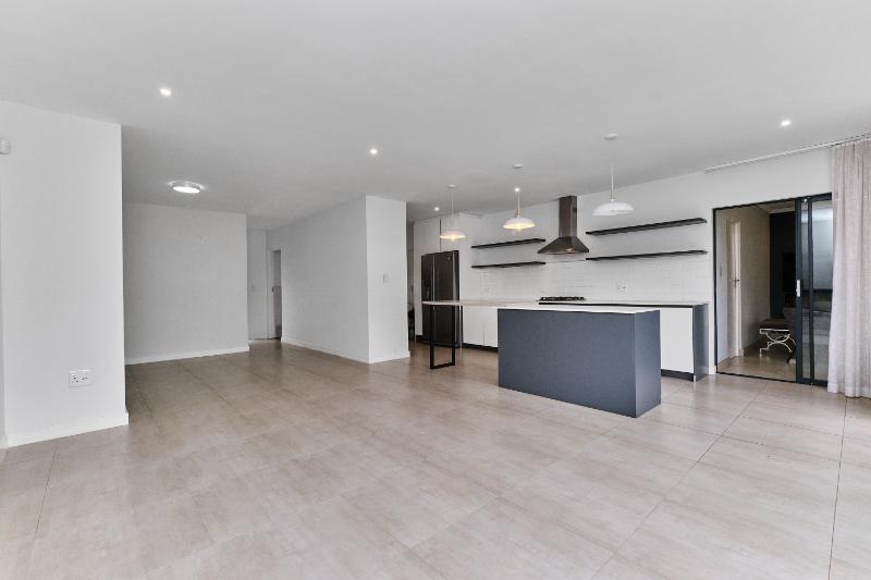 3 Bedroom Property for Sale in Amorosa Gauteng