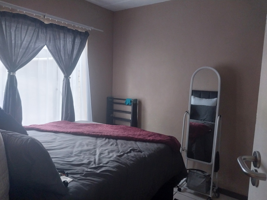 2 Bedroom Property for Sale in Auckland Park Gauteng