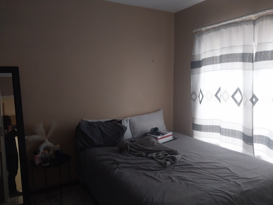 2 Bedroom Property for Sale in Auckland Park Gauteng